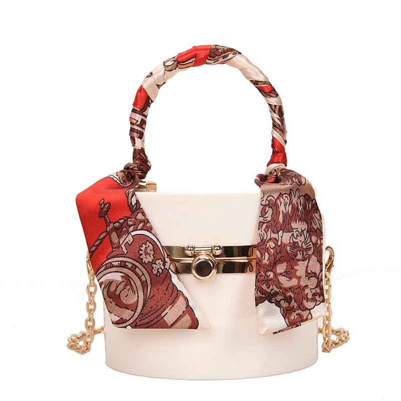 The 2025 new style women's bag is a trendy and fashionable candy-colored acrylic bag, a hand-held silk scarf, a lockable dinner bag, and a box bag Item Picture