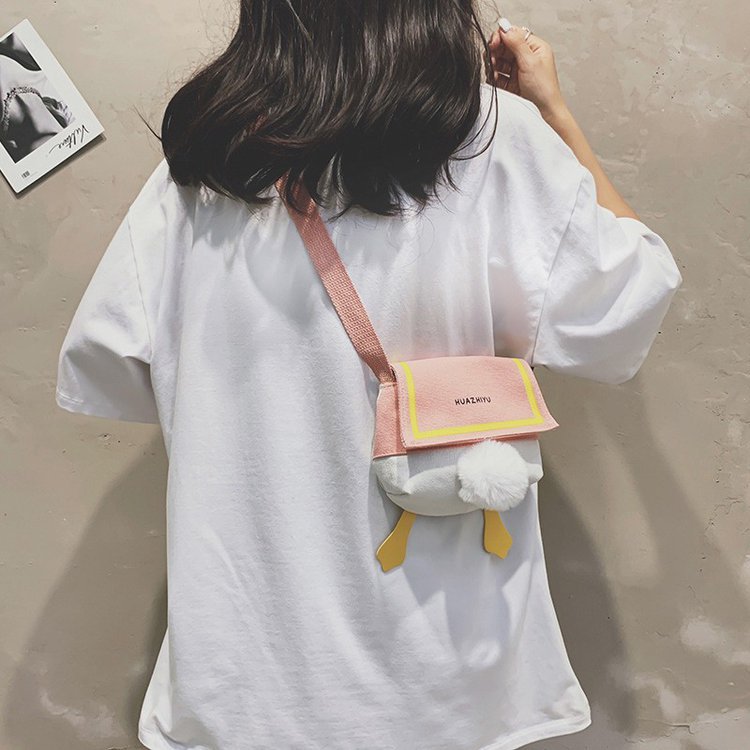Cute little bag, 2020 New trendy ins Japanese Harajuku girl crossbody bag, student fashion cartoon canvas bag details Picture