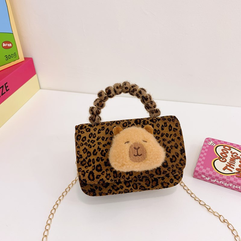 Cute plush children's bag, new leopard print chanel-style princess handbag, stylish girls' chain single-shoulder crossbody bag details Picture