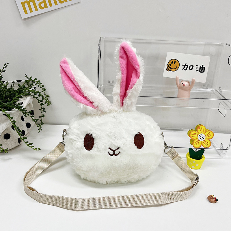 New cartoon rabbit bag, plush toy, pearl chain, bear, single-shoulder crossbody bag, cute doll bag, claw machine Application Scenario
