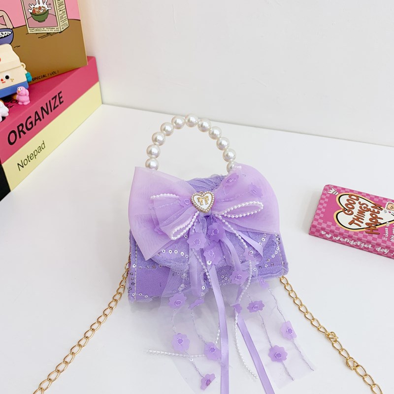 New children's bag, fashionable pearl handbag, cartoon cute bow, girls' single-shoulder bag, chain crossbody small bag Application Scenario