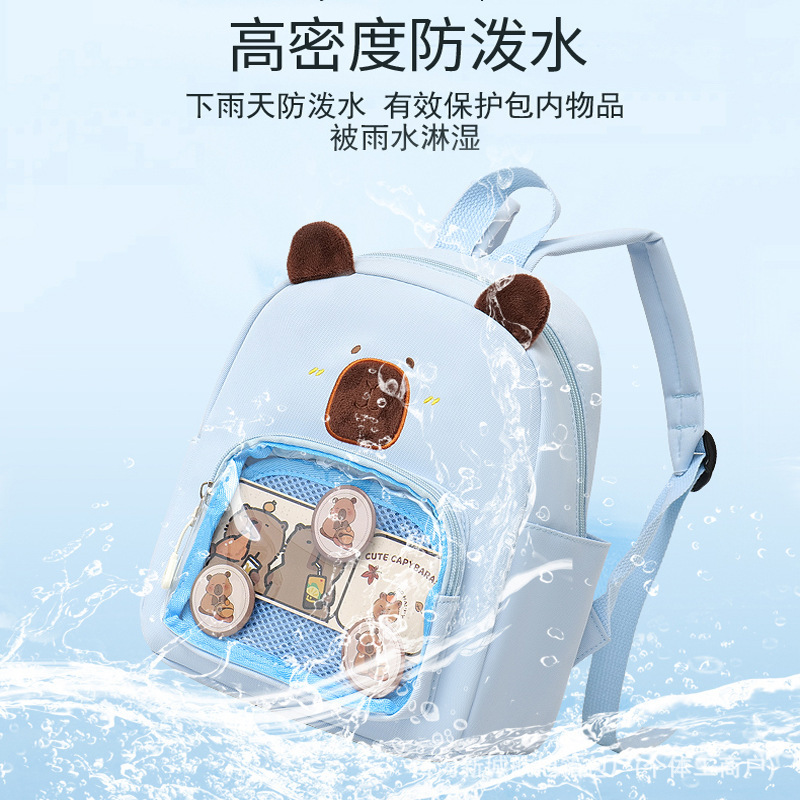 The schoolbag for girls aged 3 to 6 in the kindergarten is cute and fashionable. They go out to Capybara. For boys, they carry backpacks and cross the border Application Scenario