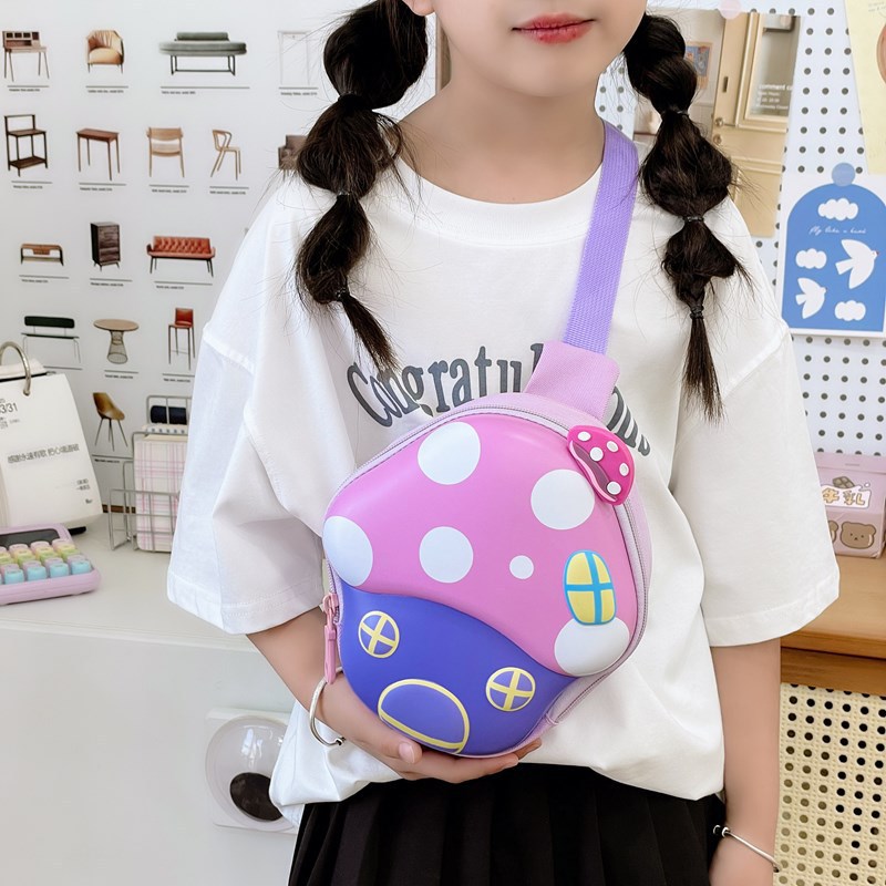 Children's chest bag, cartoon eggshell backpack, kindergarten baby's outing single-shoulder crossbody bag, hard shell coin purse for boys and girls Application Scenario