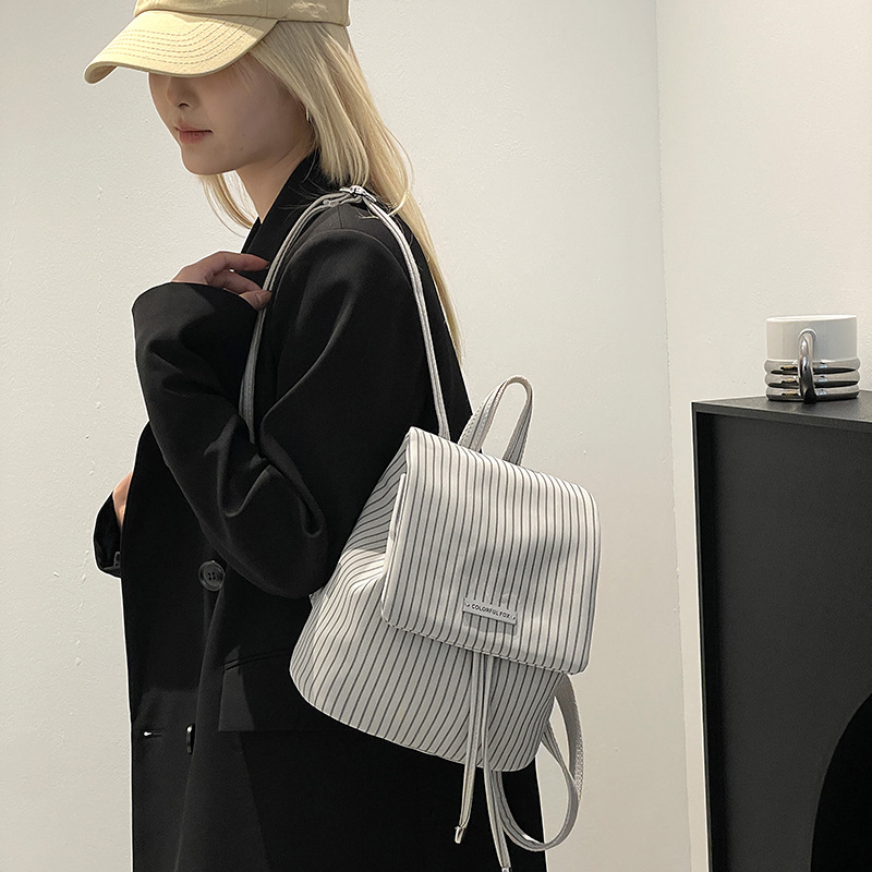 Colorful Fox Korean version niche British style backpack, versatile and high-end bag, striped mini drawstring backpack full figure