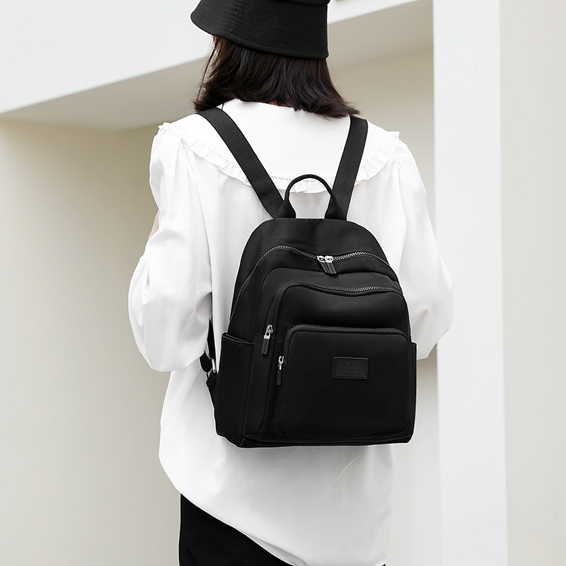 Colorful Fox's new backpack, a large-capacity casual backpack for women, is water-resistant and multi-layered for travel students Specification drawing