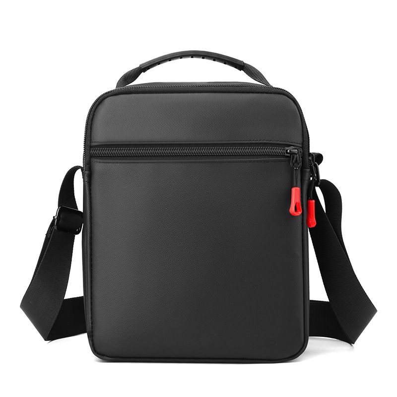 Simple, trendy and fashionable outdoor single-shoulder bag, men's leather waterproof large-capacity crossbody bag, travel handbag Item Picture