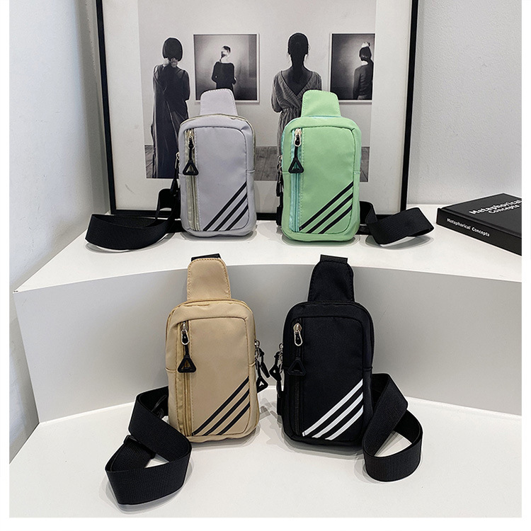 Fashionable crossbody phone bag, niche chest bag, mini crossbody bag, casual Japanese sporty small bag, light and simple single-shoulder bag details Picture