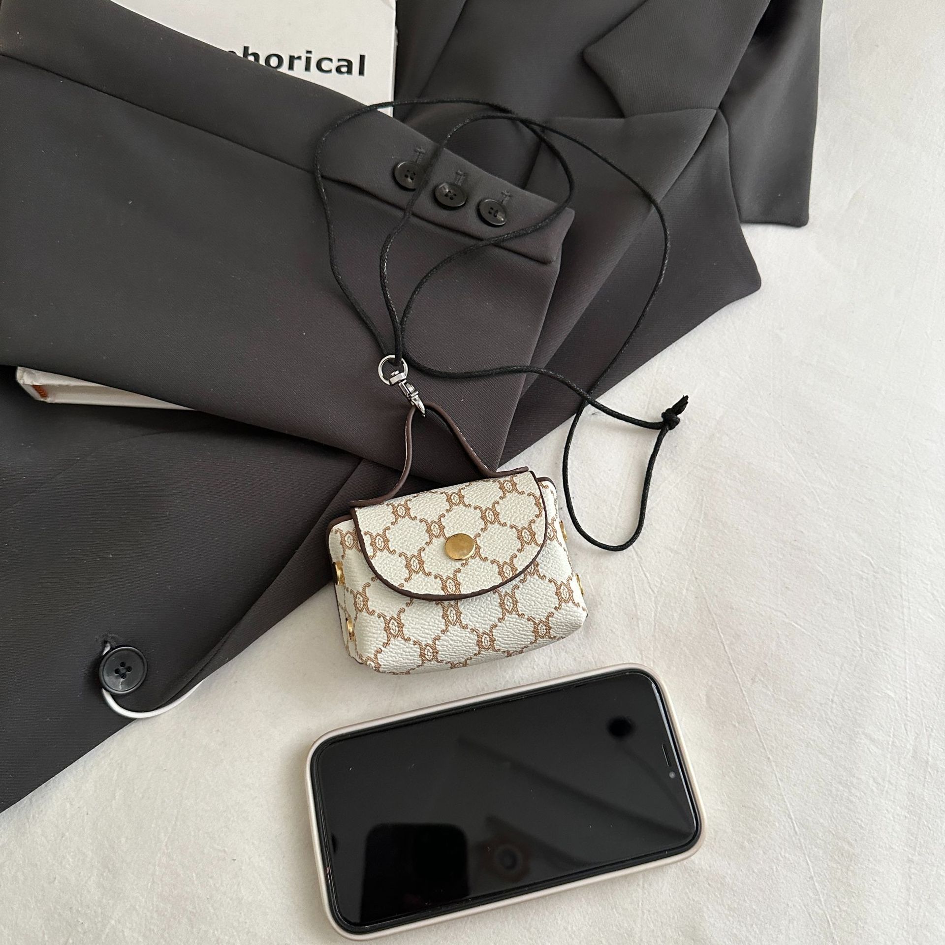 Mini leopard print cute single-shoulder bag ostrich print 2025 new style single-shoulder bag Application Scenario