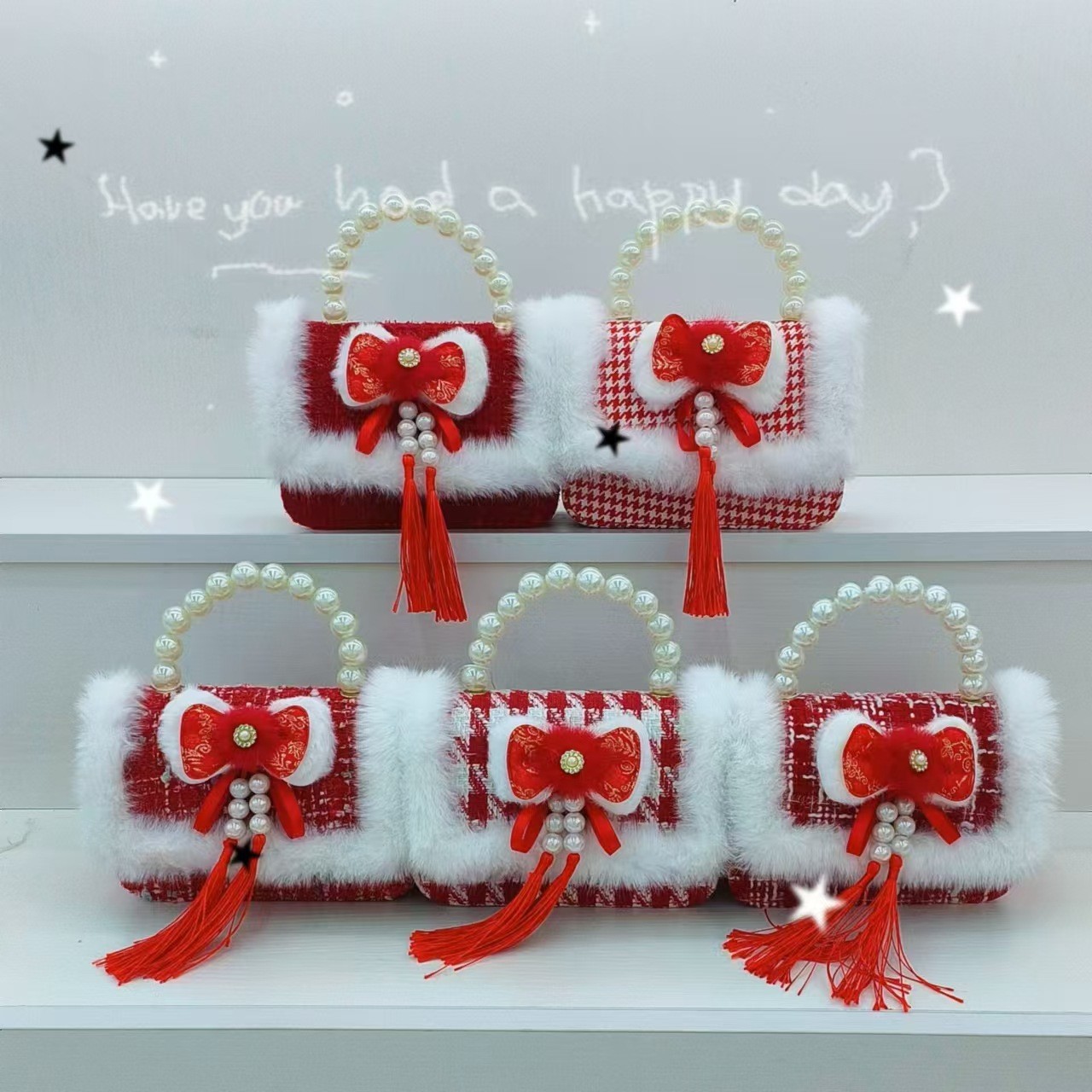 A red princess bag for New Year greetings, a cute single-shoulder crossbody bag for girls, a pearl hand-held coin purse, a traditional Chinese festival gift full figure