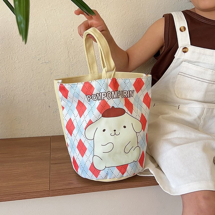 Niche design cartoon canvas bag for women, 2024 new style lunch box bag, office handbag bag, one-piece consignment Application Scenario