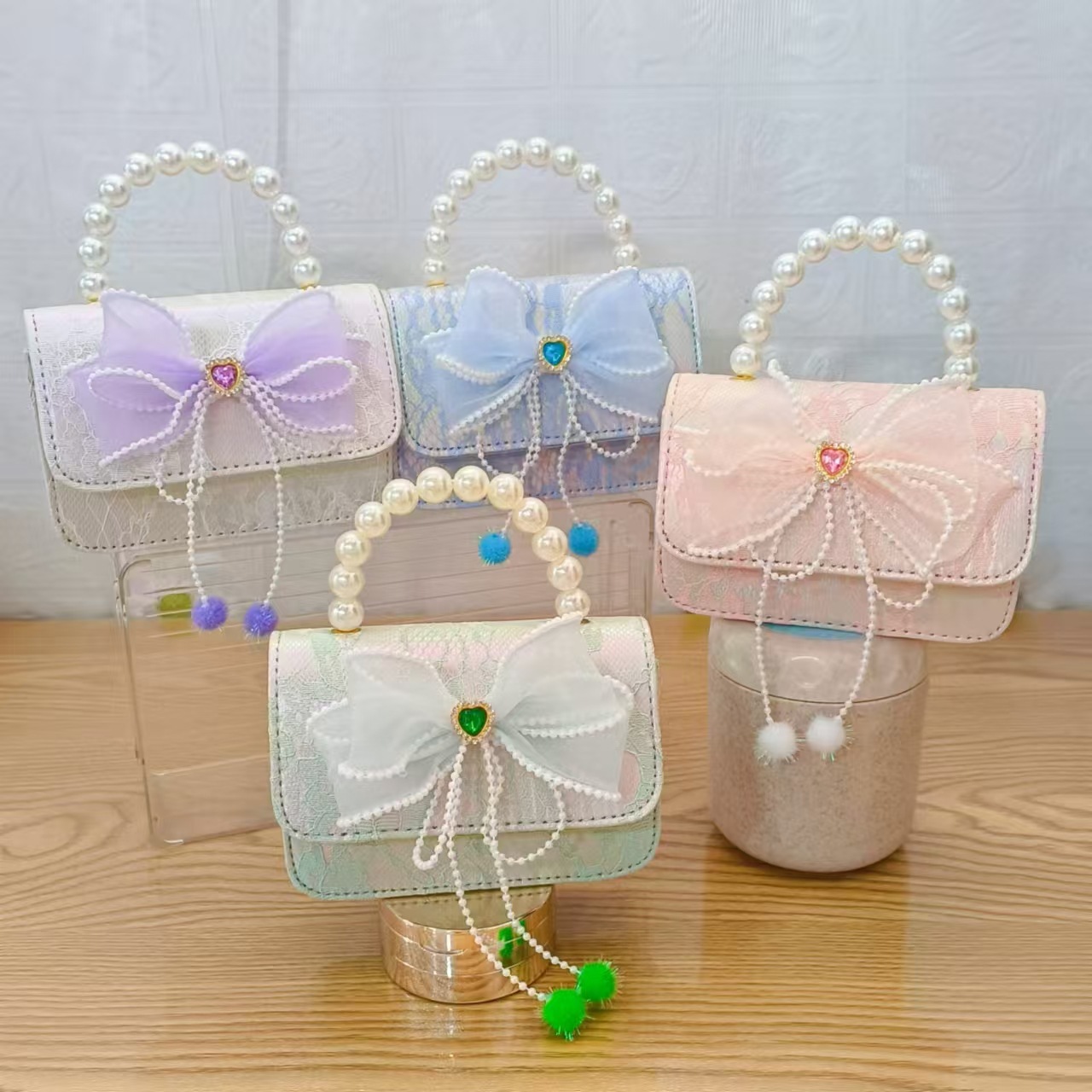 Bow princess bag, pearl handbag, chain crossbody bag, little chanel-style girl bag, Children's Day gift, small square bag details Picture