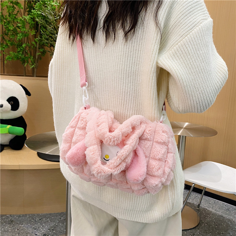 Plush girl bag, cartoon casual crossbody single-shoulder bag, autumn and winter furry backpack, cross-border handbag, cute claw machine doll Specification drawing