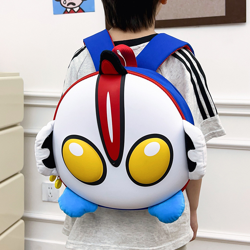 Kindergarten schoolbag for 2-3-5 years old, cartoon-printed ultra-light backpack, cool hard shell bag, boys' small class play backpack 6 Application Scenario