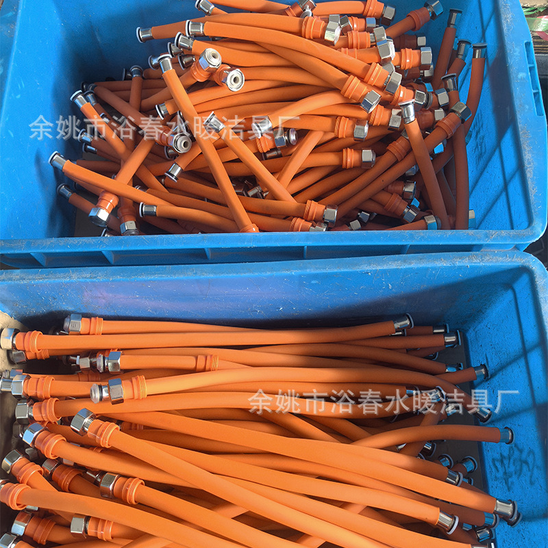 The faucet extension pipe extender, a universal faucet extension manager, is a splash-proof extension hose that can be shaped Specification drawing