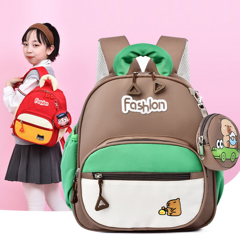 Large-capacity kindergarten schoolbag, lightweight back-protecting children's casual backpack, Capibara baby color-blocking small backpack full figure