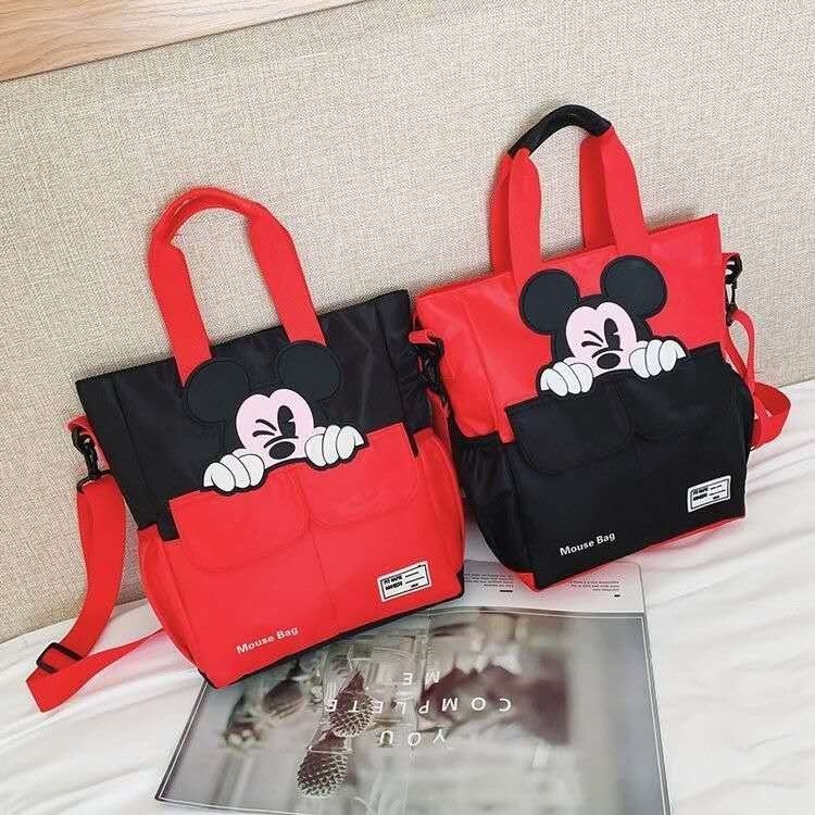 New cross-border Oxford children's tutorial bags, cartoon tote bags for primary school students, large-capacity single-shoulder crossbody bags, wholesale bags Application Scenario