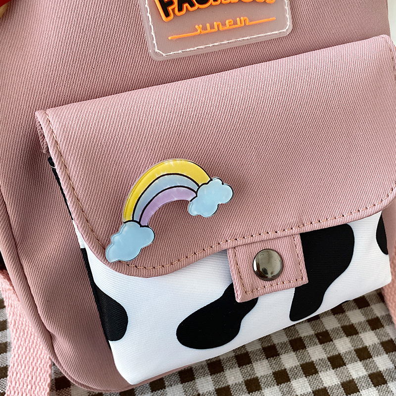 isn Fashion Shoulder Bag, small bag, women's Bag 2020 New style, trendy, cute badge, simple, large capacity backpack Application Scenario
