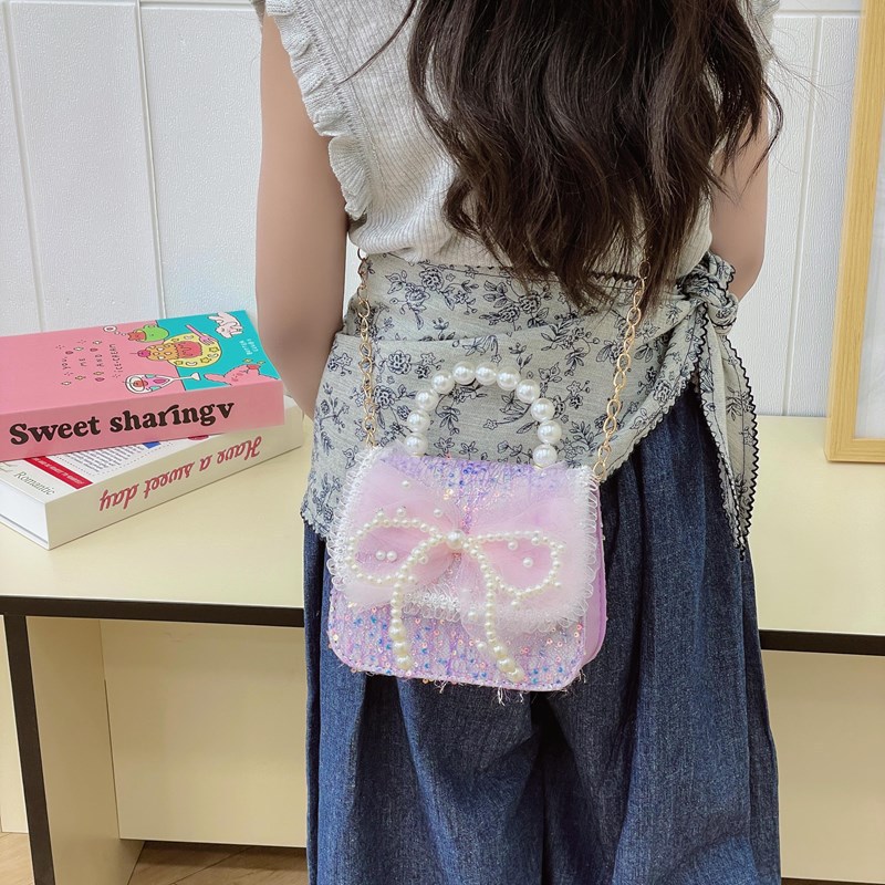 New girls' small bag, children's fashionable and trendy single-shoulder crossbody bag, cute cartoon mini handbag for little girls details Picture