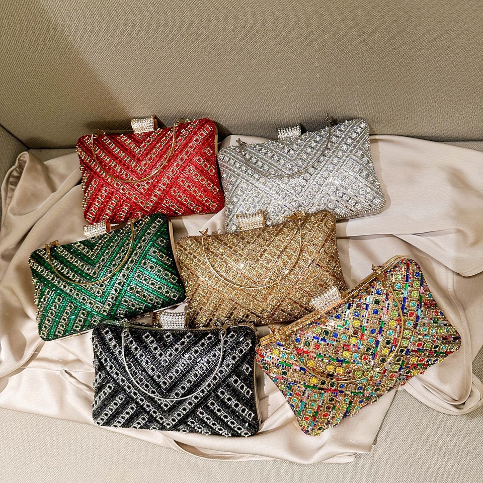 High-end evening dress, lady's water diamond clutch bag, diamond-encrusted bag, colorful diamond chain cheongsam bag, evening bag, women's handbag full figure