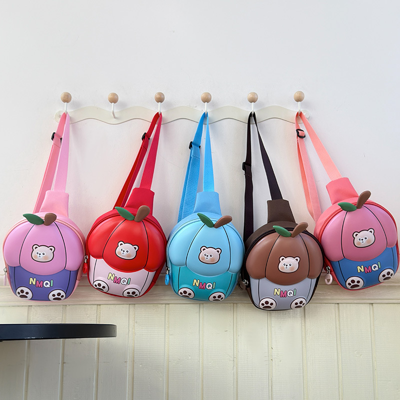 New children's chest bag, boys' and girls' crossbody bag, fashionable and stylish coin purse, cute cartoon children's bag full figure