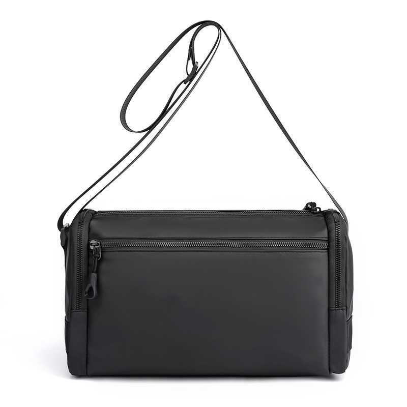 WEPOWER's new trendy single-shoulder crossbody bag, men's casual backbody bag, cycling functional commuter messenger bag Application Scenario