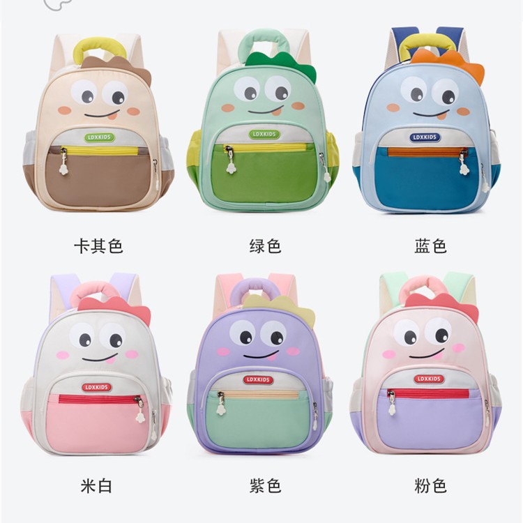 New kindergarten schoolbag for first grade, high appearance level, color-blocking travel lightweight backpack, cute cartoon backpack for babies Application Scenario