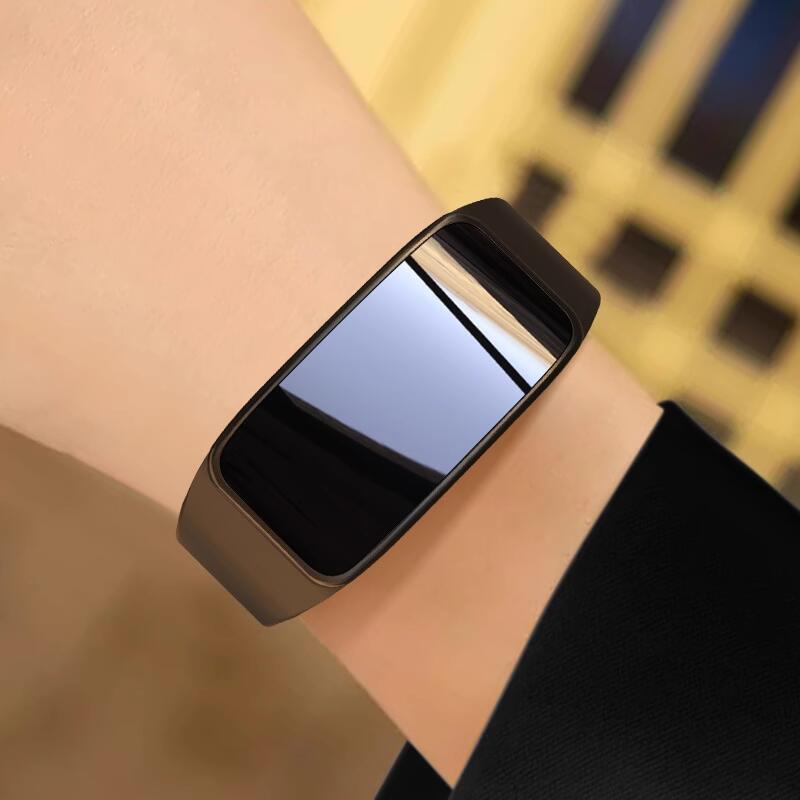 SL11 Smart Bracelet, heart rate and blood pressure sports bracelet, men's and women's color screen waterproof step counting bracelet, watch wholesale and consignment Application Scenario