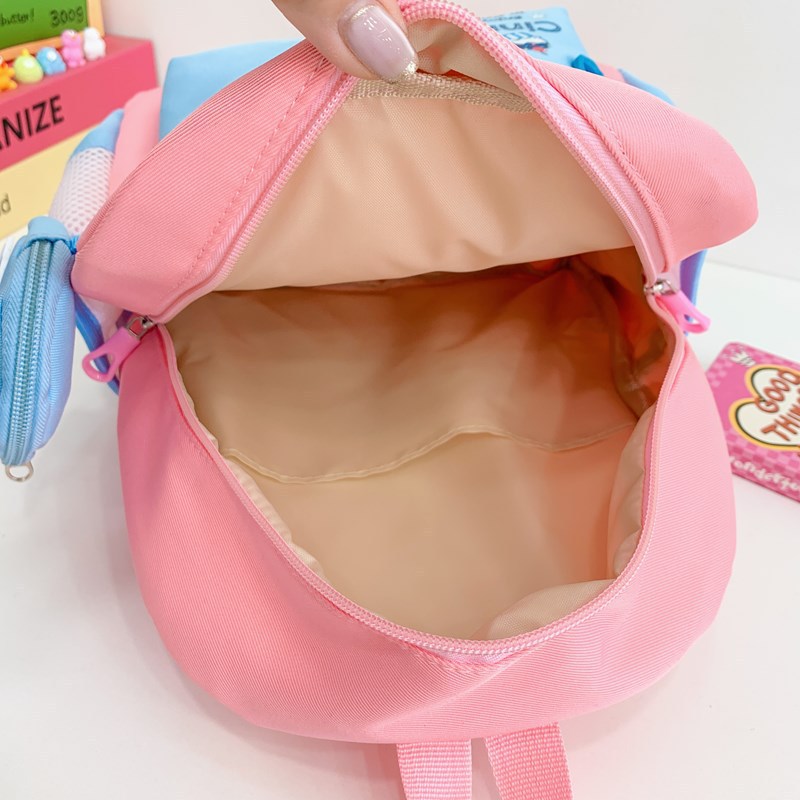 2025 Spring Children's Backpack: Fashionable and casual, cartoon and cute backpack for Girls' kindergarten Outing Application Scenario