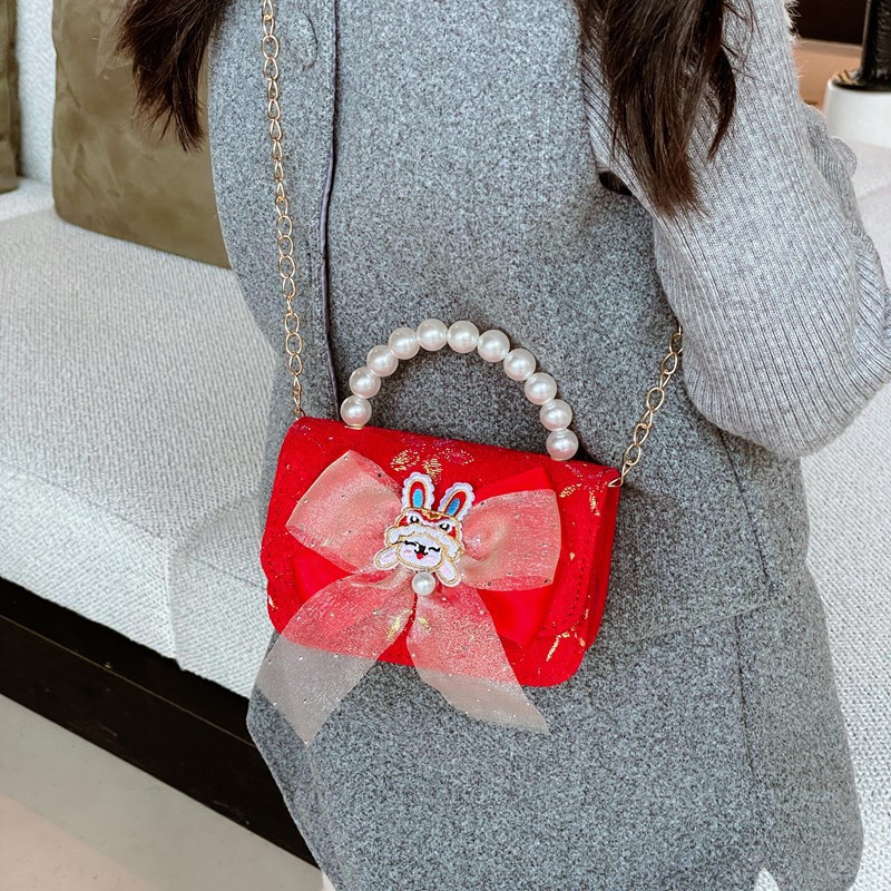 Children's red bag, stylish little girl pearl bow crossbody bag, Christmas and New Year gift crossbody bag for girls details Picture
