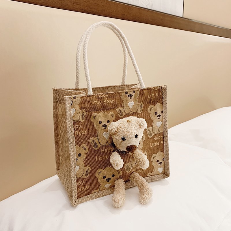 Portable lunch box, canvas bag 2021 new Korean version Instagram college student class bear tote bag Application Scenario