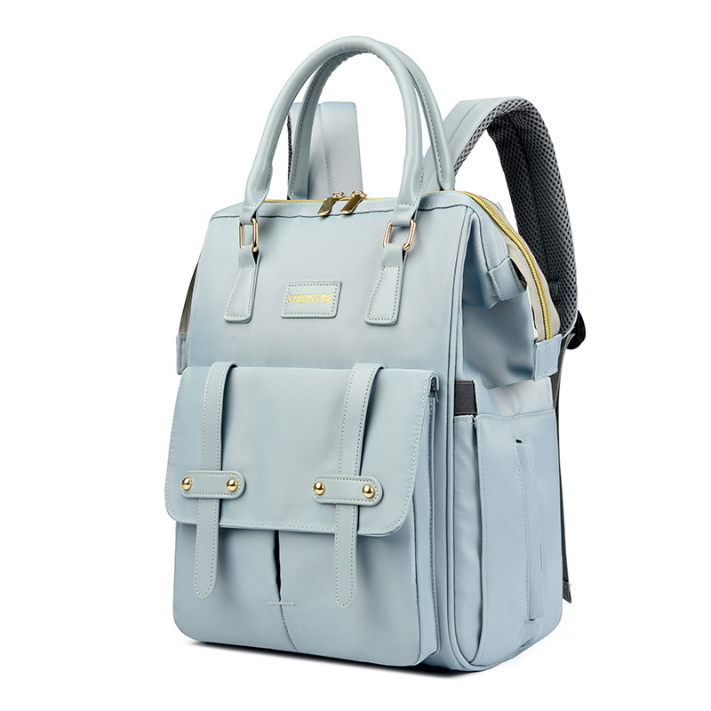 Mummy Bag is a new, fashionable and large-capacity backpack for mom and baby outings. It's a casual and simple bag for moms taking care of their kids details Picture