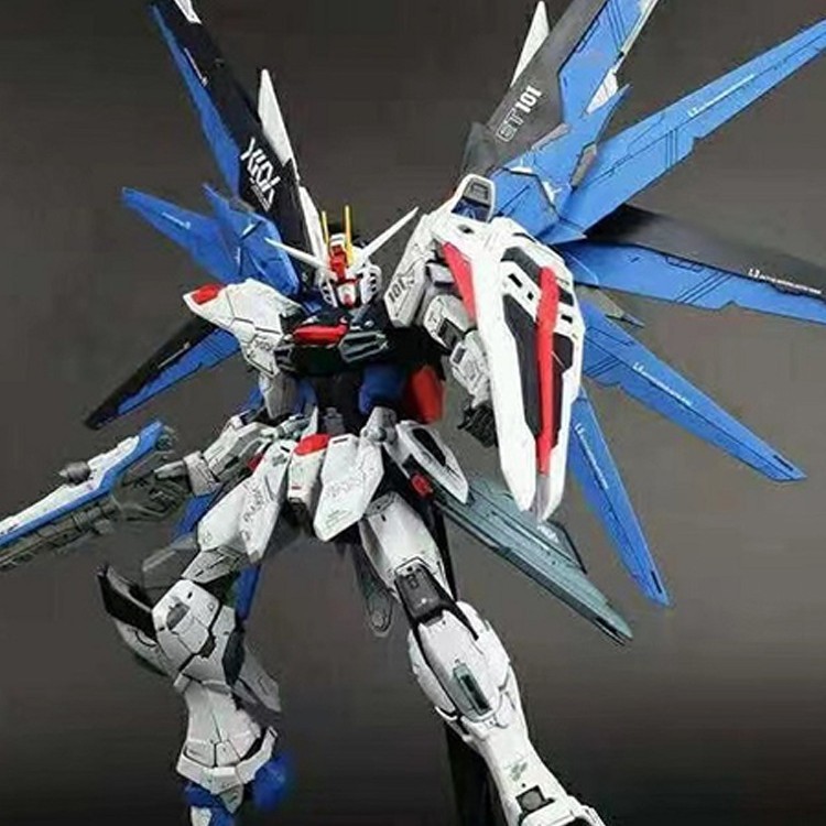 Weng Kai's transformation model figurine HG Mobile Suit Red Heresy Angel Assault Kong Boy toy Application Scenario