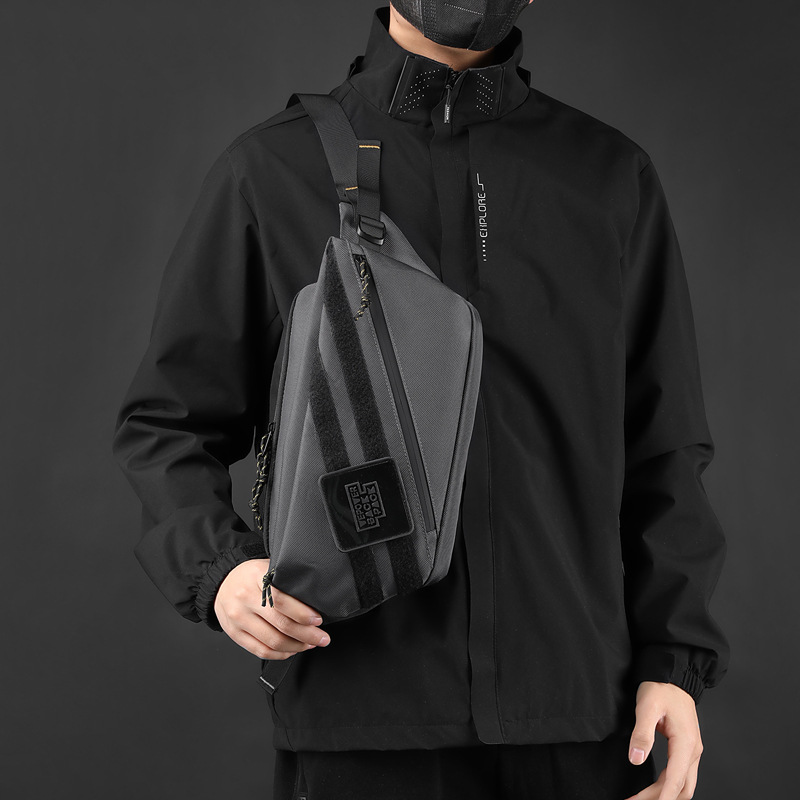 WEPOWER's new men's chest bag, trendy crossbody bag, outdoor sports waist bag, casual large-capacity single-shoulder bag details Picture