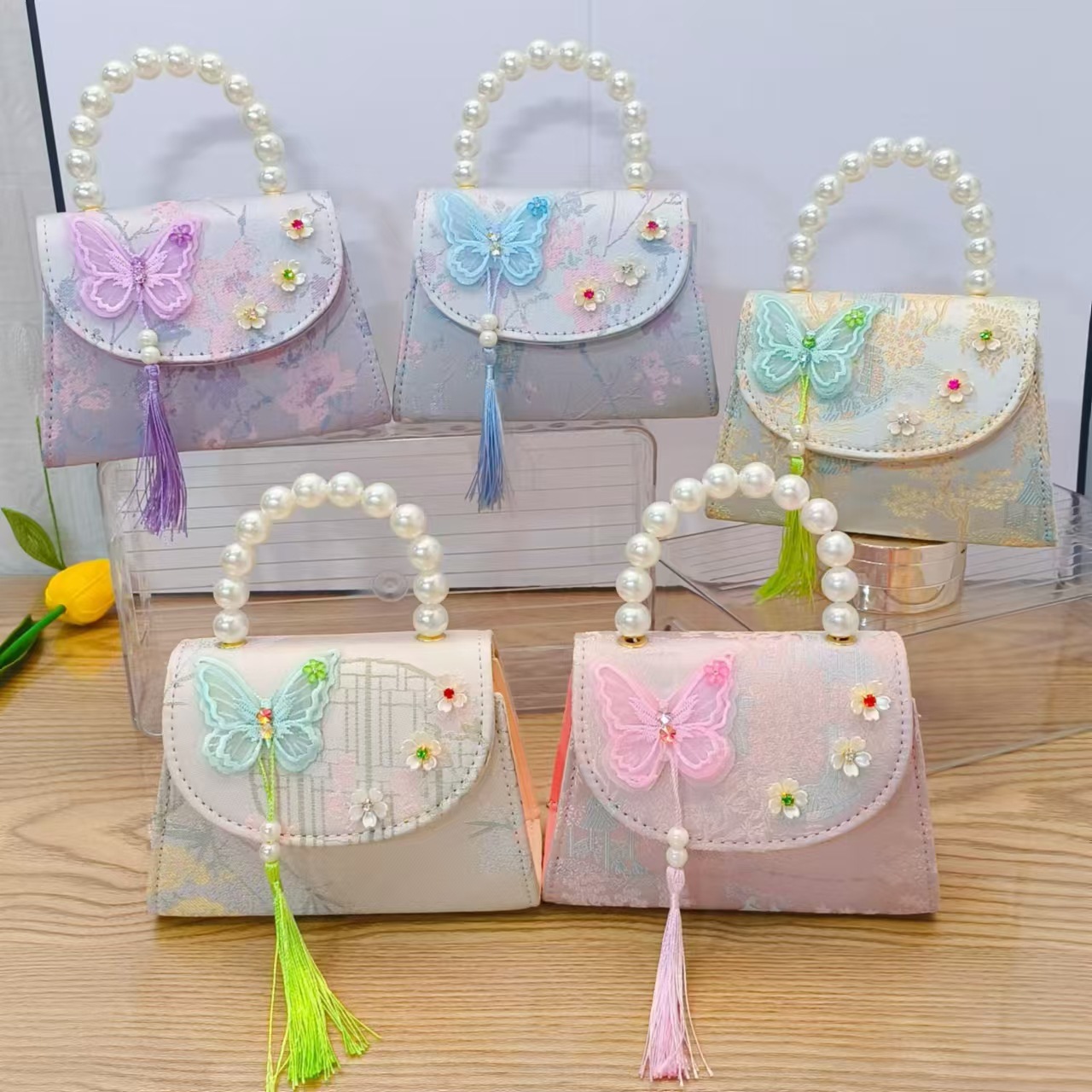 Chinese-style bow princess bag, pearl tassel hand-held shoulder bag, Children's Day gift for girls, Hanfu accessory bag full figure