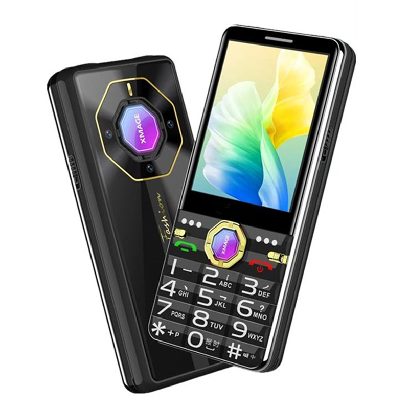 The radio has a high appearance level. It is a 4G senior citizen phone with a 3.0 large screen, crystal, big buttons, loud sound, simple and durable. It is a student phone Application Scenario