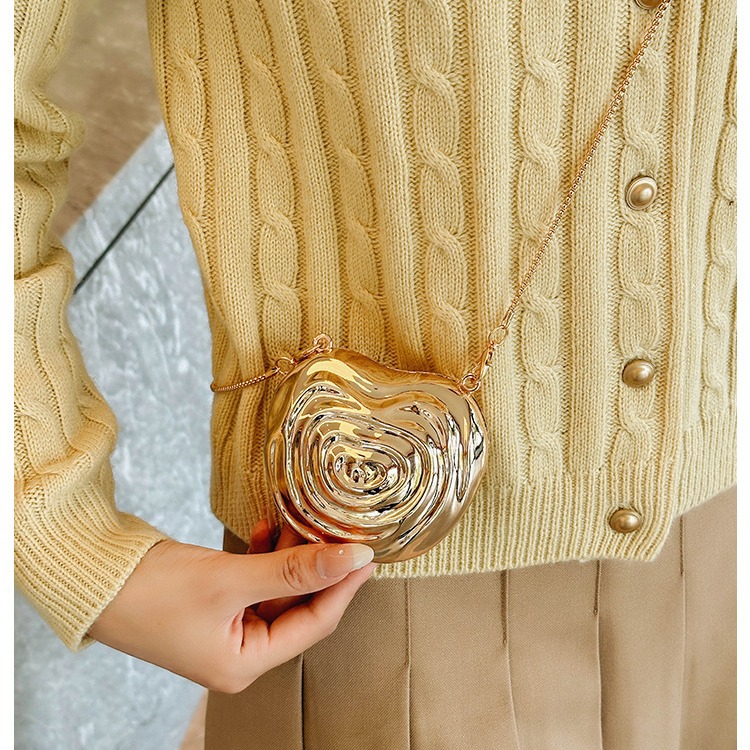 Metal small change bag 2025 new style, European and American cross-border mini acrylic small bag, hanging decoration, single-shoulder crossbody women's bag Application Scenario
