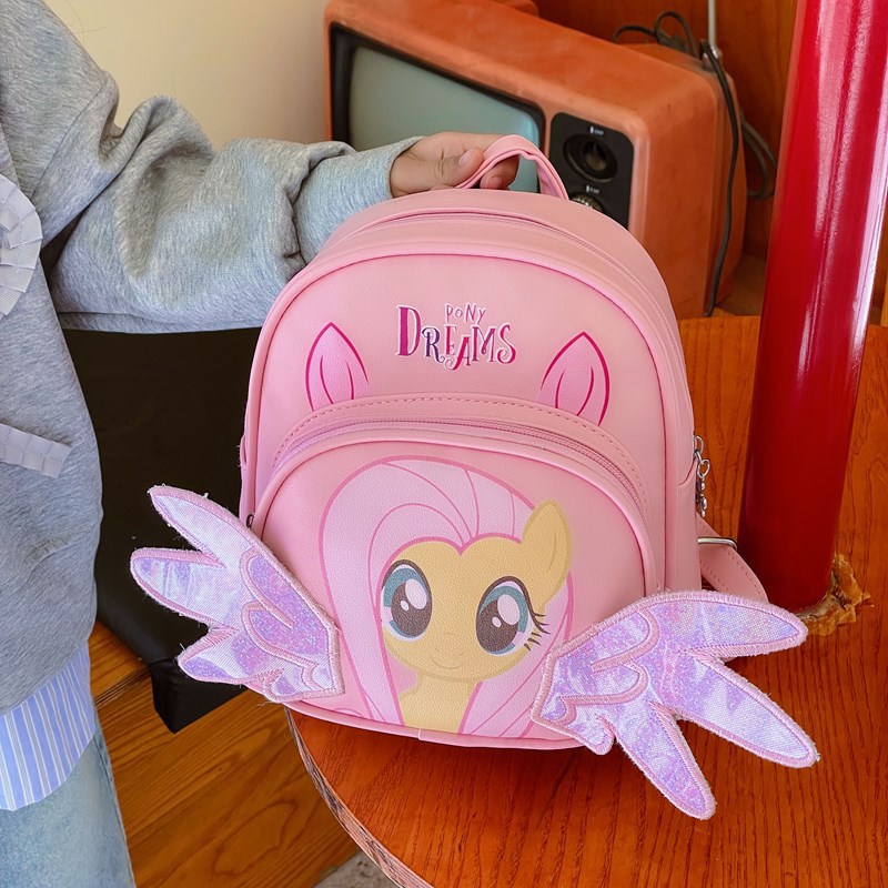 New cute little horse backpacks for children, girls, and kindergarten students, featuring anime and cartoon designs, are available for export Application Scenario