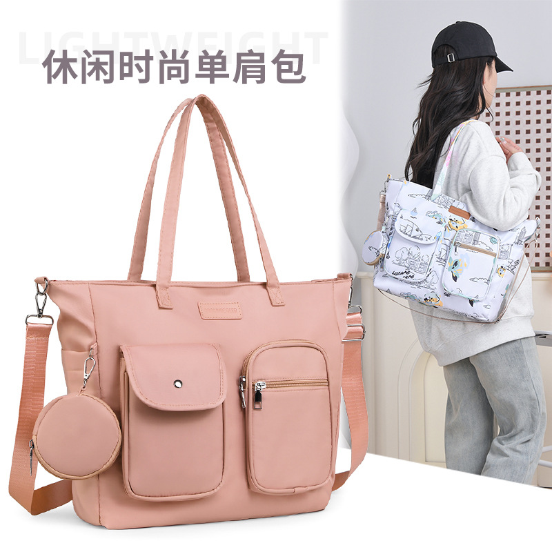 Nylon Butte bag, lightweight and large-capacity baby bag, mom's outings bag, travel backpack, women's crossbody bag full figure