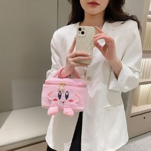 ins Cute Cartoon Girl Heart Makeup Bag 2023 Large Capacity Makeup Bag Storage Box Portable Hand-held plush Bag Application Scenario