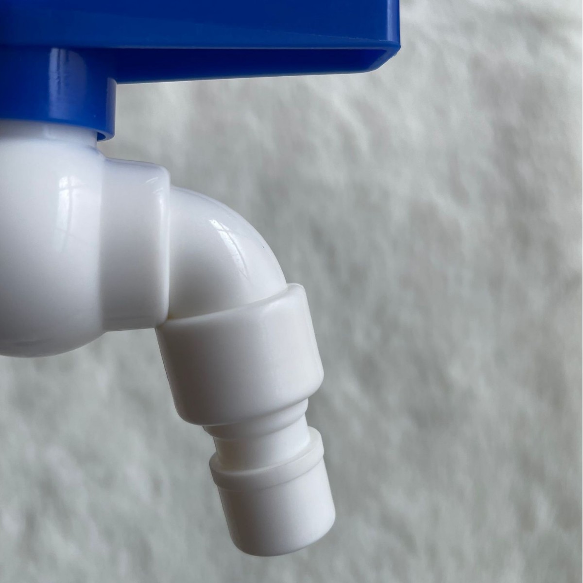 Plastic faucets, high-flow faucets, anti-freezing faucets, thickened faucets, complete range of ball valve faucets, high-flow faucets Application Scenario