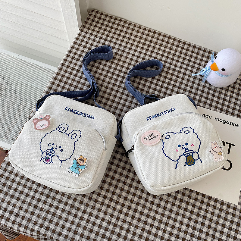 2024 New style Bear and rabbit single-shoulder crossbody mobile phone pocket change Little girl canvas bag, cute baby girl Application Scenario