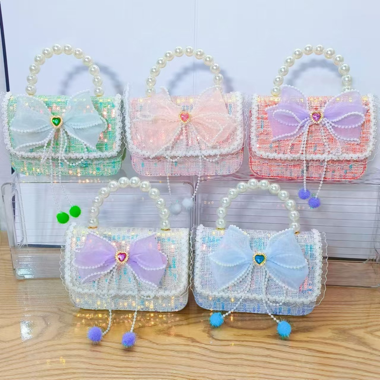 Bow princess bag, pearl handbag, chain crossbody bag, New Year lucky money bag, Children's Day gift on June 1st Specification drawing