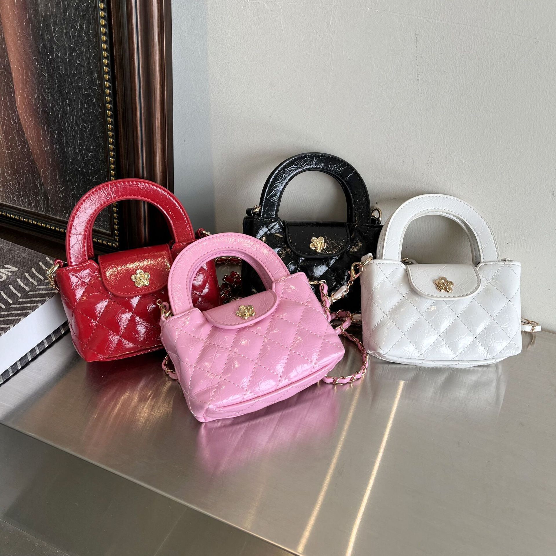 2024 New mini Children's and Girls' Chanel-style parent-child chain crossbody hand-held lipstick accessory small bag for women full figure