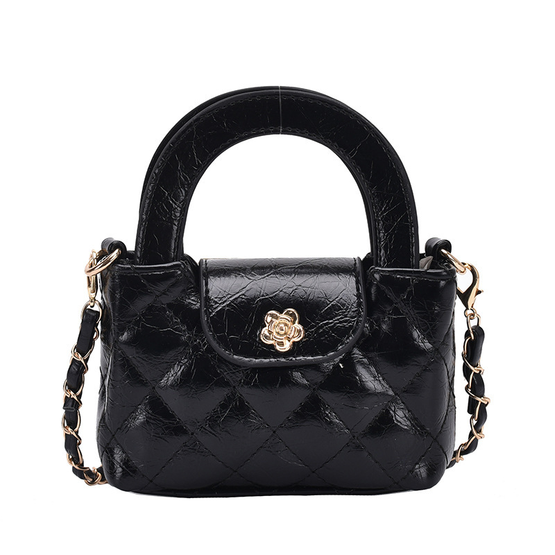 2024 New mini Children's and Girls' Chanel-style parent-child chain crossbody hand-held lipstick accessory small bag for women Item Picture