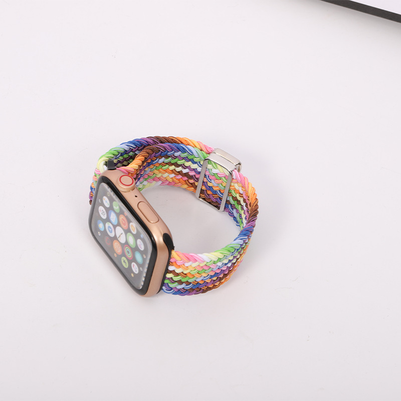 The new Apple Watch strap is a fashionable one-piece magnetic clasp nylon woven iwatch strap details Picture