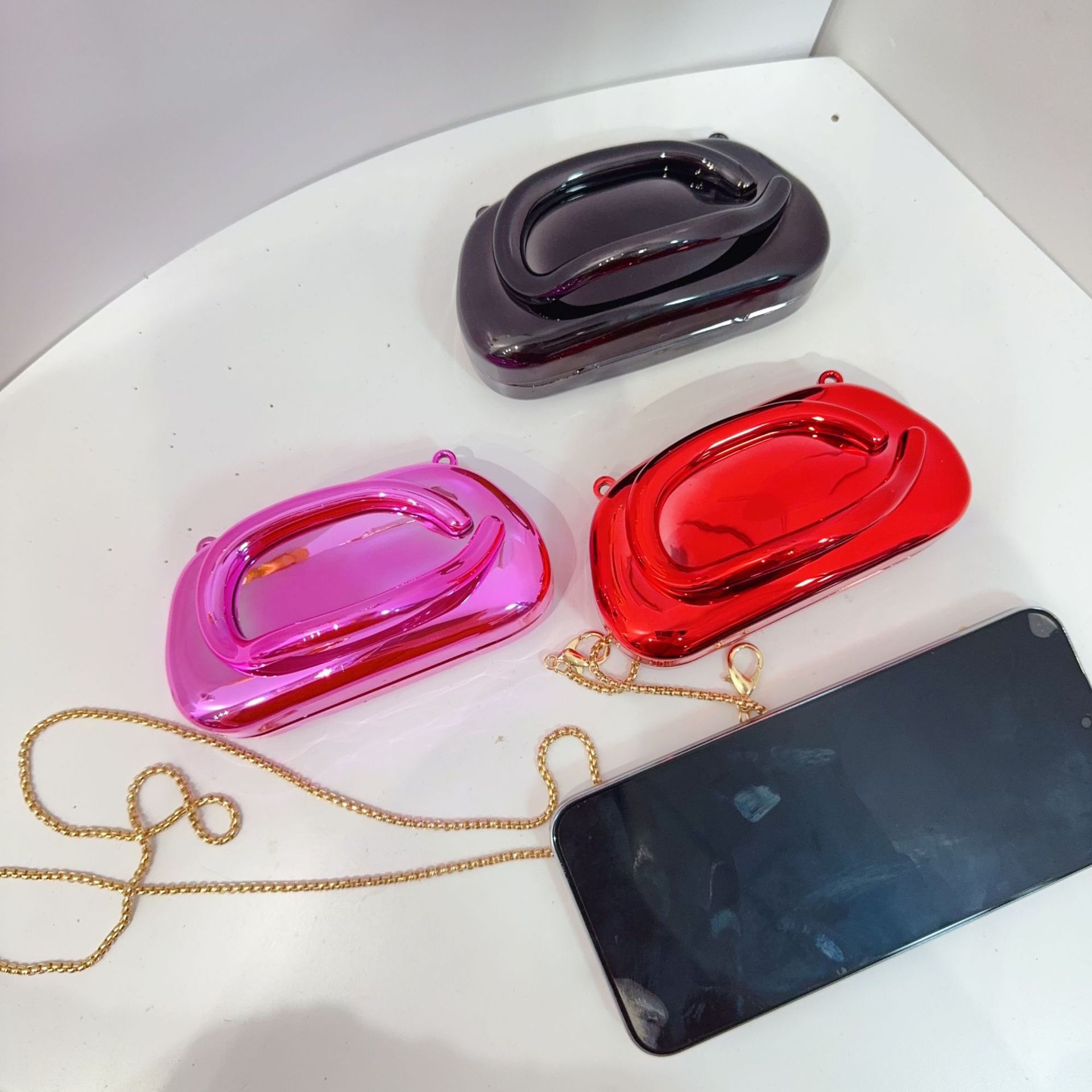 European and American cross-border trend classic round box dinner bag, acrylic bag, mini mouth red envelope, metal handle crossbody bag Specification drawing