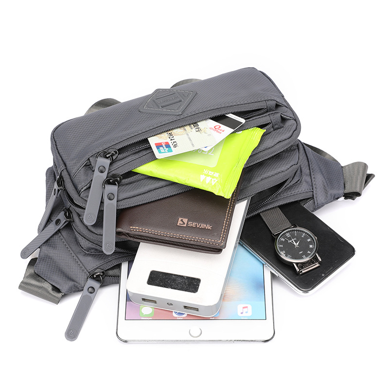 New multi-purpose waist bag crossbody single-shoulder bag for outdoor casual wear, waterproof, fashionable and versatile, unisex chest bag Application Scenario