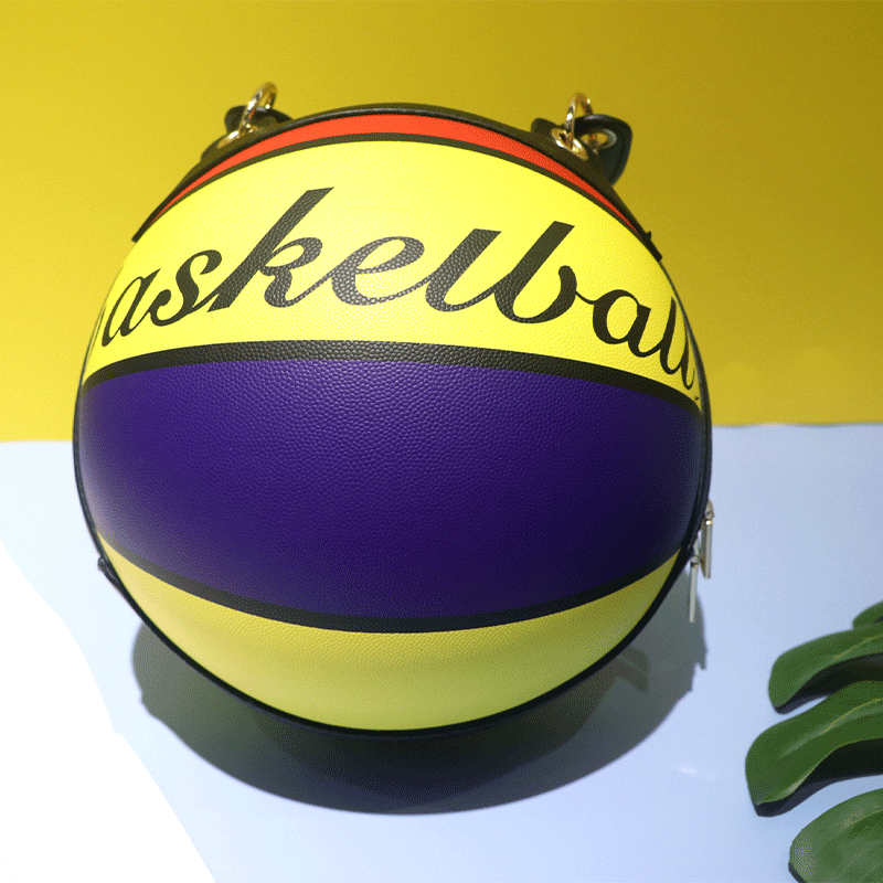 The new round, personalized, painted and graffiti basketball bag with chain and small round bag from Europe and America cross-border for women in 2025 is trendy Application Scenario