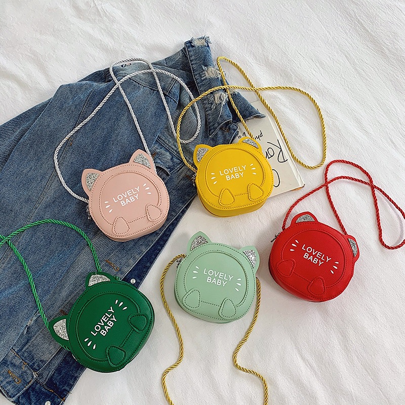 2020 Children's crossbody bag, mini and cute small bag for toddlers, single-shoulder bag, fashionable princess bag, trendy baby for boys and girls full figure