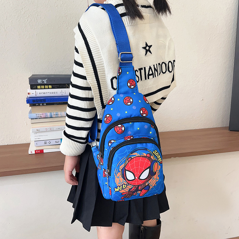 New children's chest bags with trendy and cool prints, single-shoulder bags, perfect for boys' casual outings, and wholesale crossbody bags details Picture